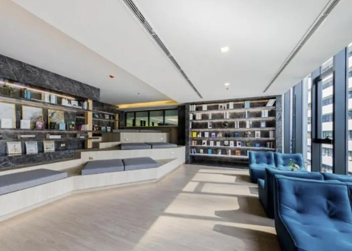 The One Luxury - Asoke Apartment *